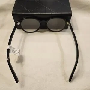 Dior | Accessories | Christian Dior Dioressentialo R2 51mm  display picture 3